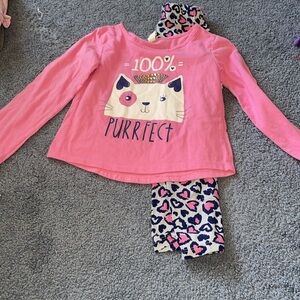 Pink Long Sleeve Tee with Cat Graphic with heart leopard leggings